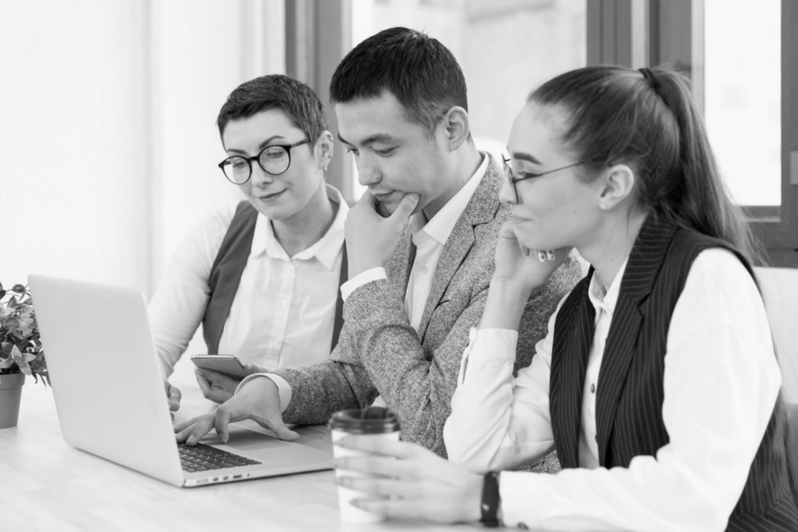 Consultation financière personnalisée avec documents budgétaires