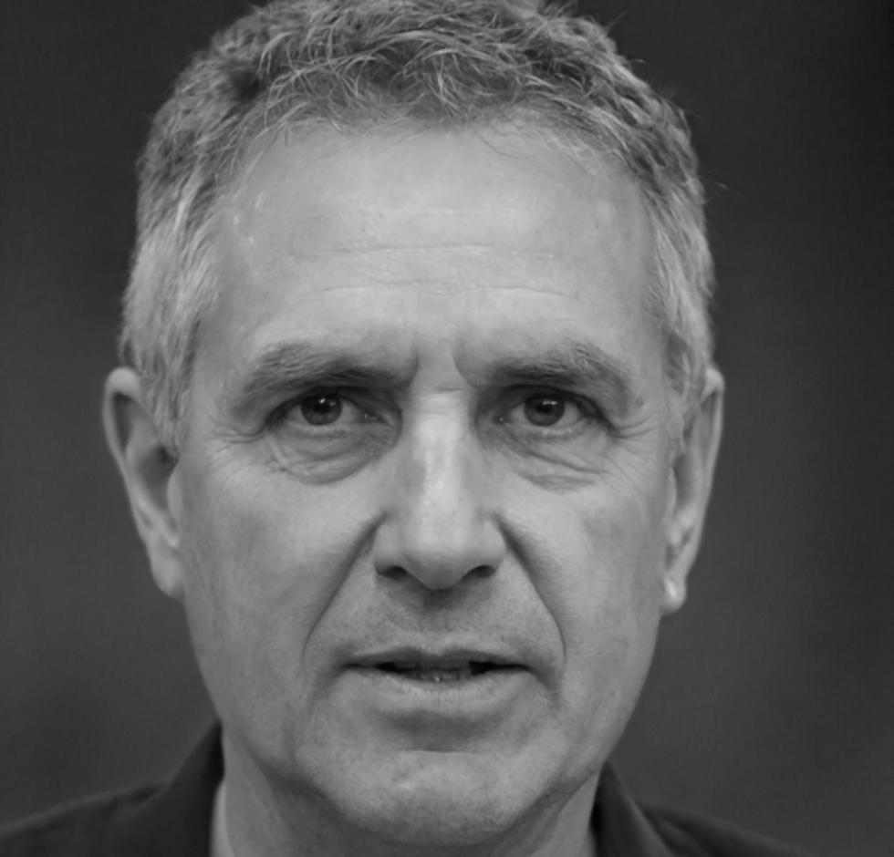 Portrait de Thomas Moreau, expert-conseil en planification budgétaire
